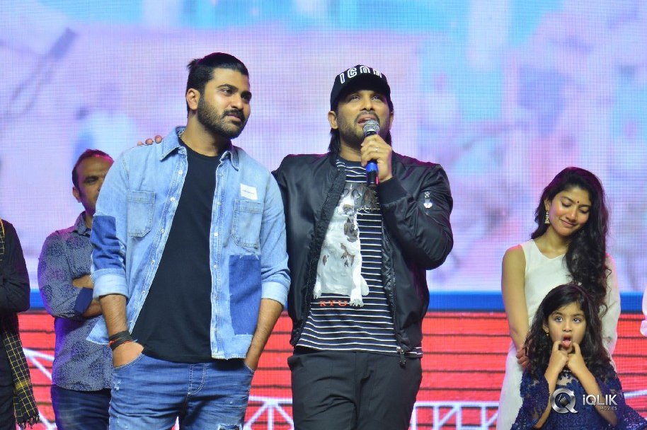 Padi-Padi-Leche-Manasu-Movie-Pre-Release-Event